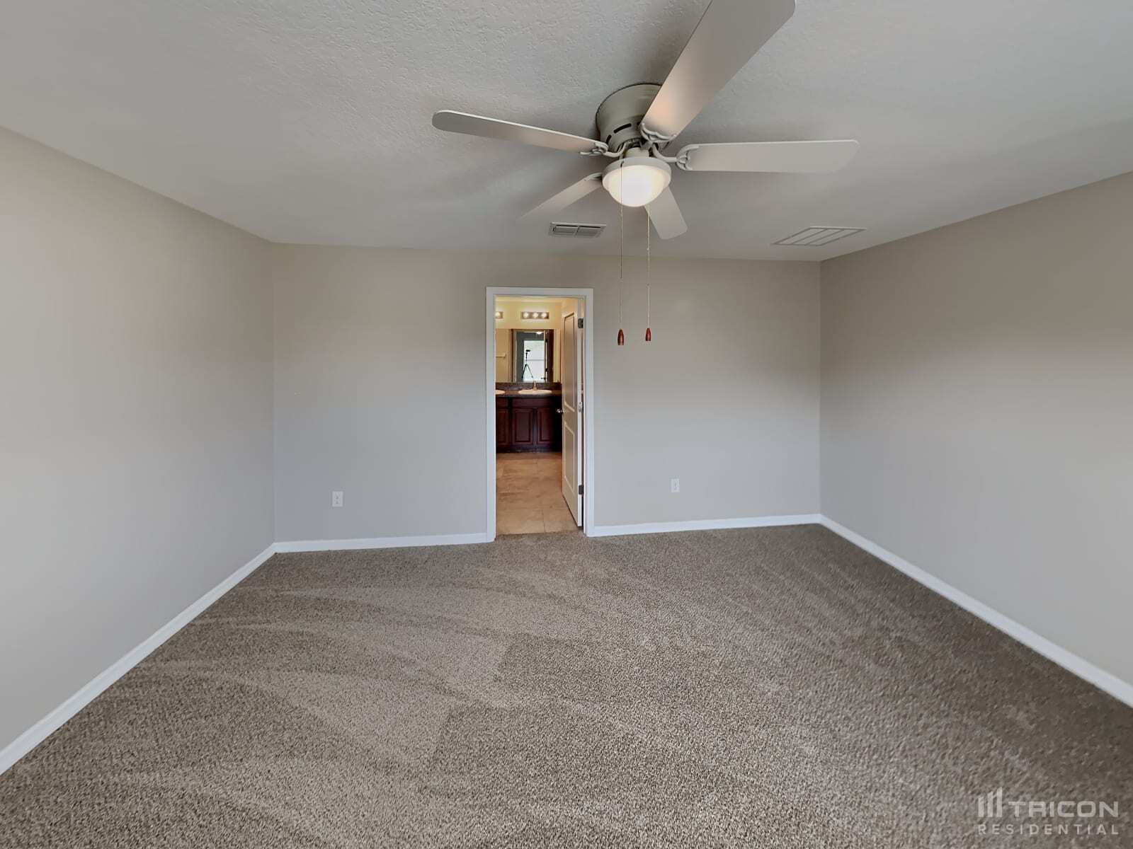 Building Photo - 5029 Golden Fig Ln