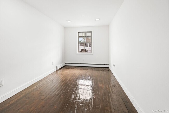 Building Photo - 4828 Barnes Ave