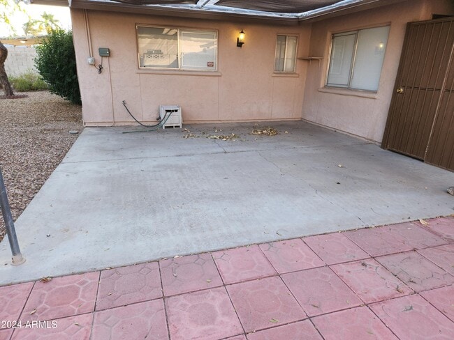 Building Photo - 5117 W Acoma Dr
