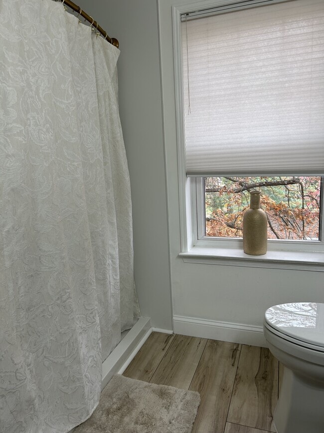 Building Photo - 131 Square Rigger Way