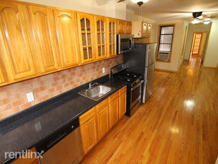 Primary Photo - 7233 67th St