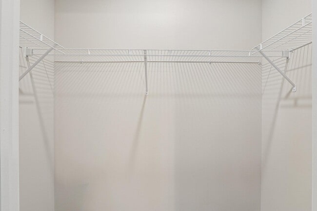 Building Photo - 4704 47th Ave