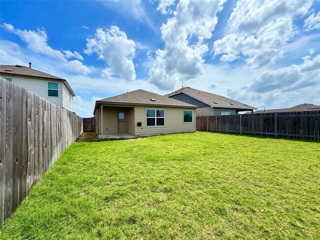 Building Photo - 140 Canley Lp