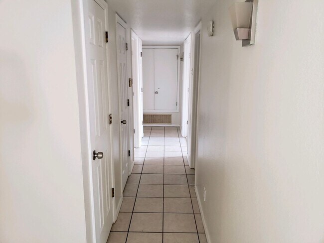 Building Photo - Spacious three-bedroom home for rent!