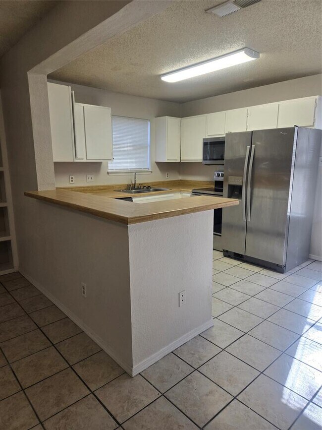 Building Photo - 2903 W Slaughter Ln