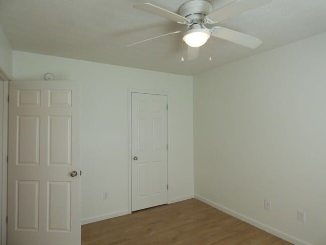 Building Photo - HAD224