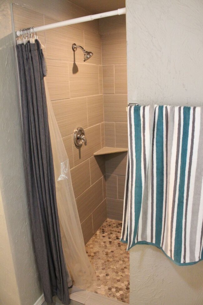 Building Photo - Steller 3 bed 3 bath home for rent!!!