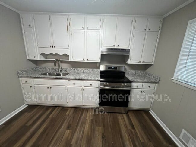 Building Photo - 8107 Cardav Ct