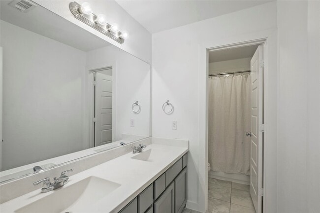 Building Photo - 1213 Glacier Ct