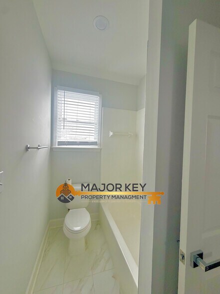 Building Photo - 7025 Bavarian Wood Pl