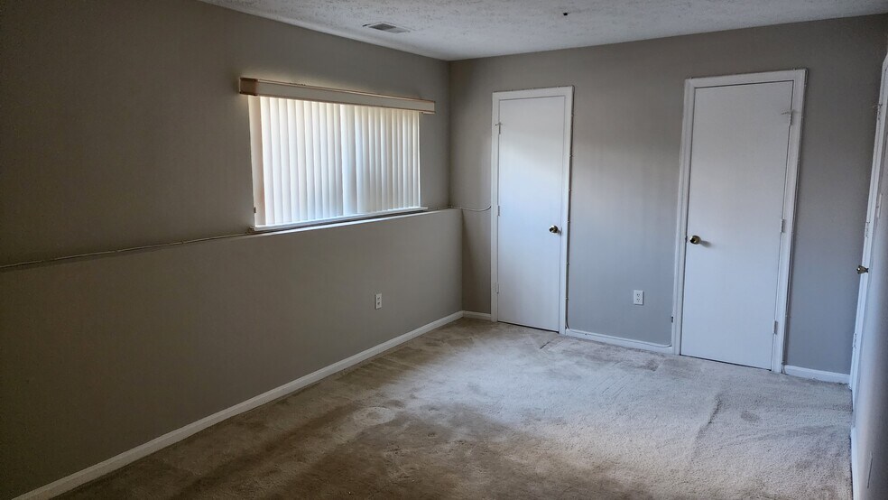 Building Photo - 134 Azalea Ct