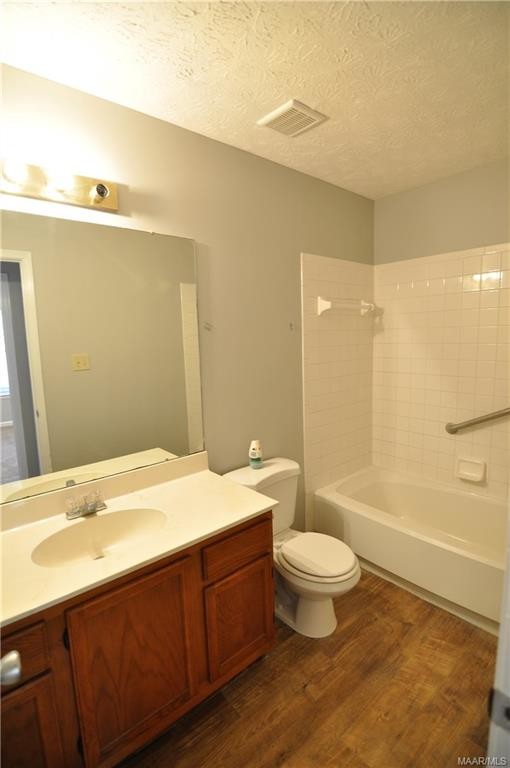 Building Photo - 169 E 6th St