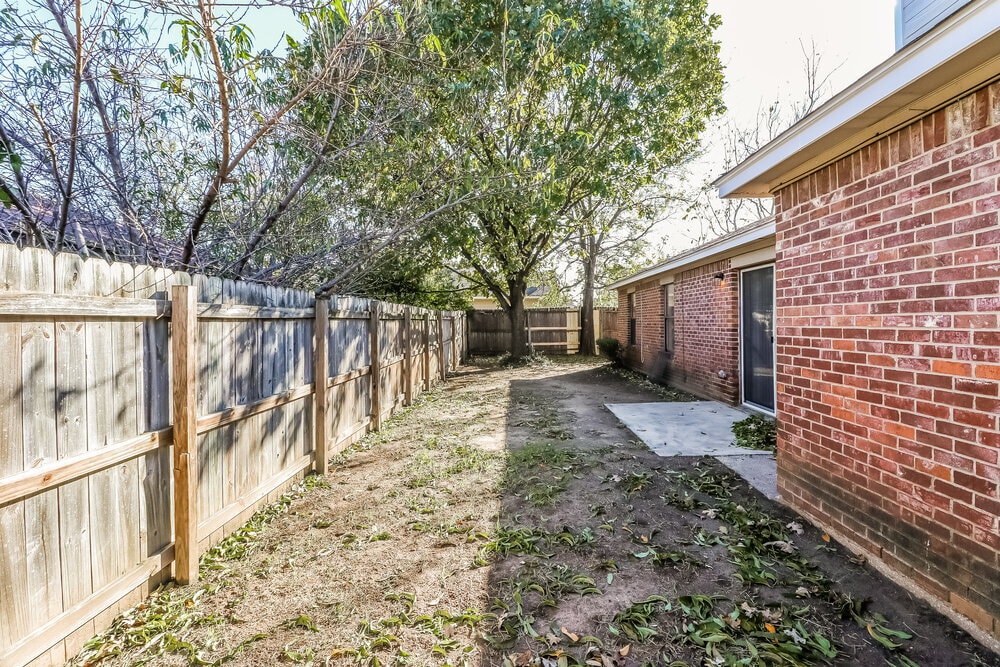 Building Photo - 2808 Barnes Dr