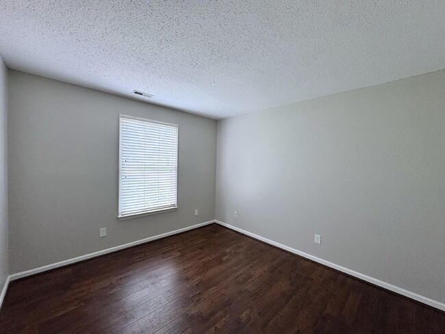 Building Photo - Gorgeous Ranch Style Home in Garner!