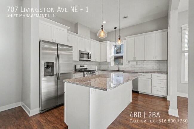 Building Photo - 707 Livingston Ave NE
