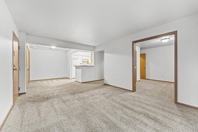 Building Photo - 2102 Stirrup Ln