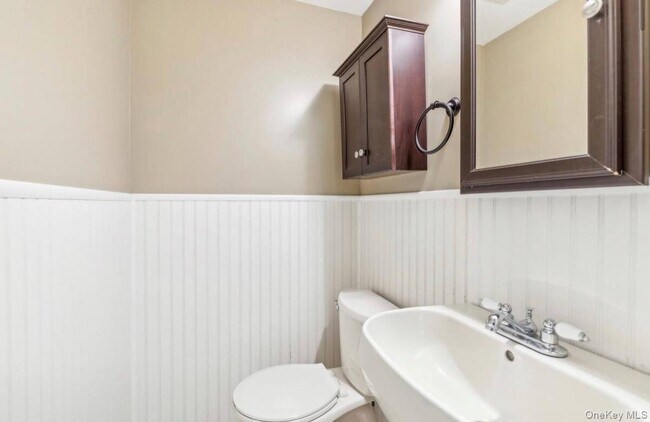 Building Photo - 598 Blue Ridge Dr