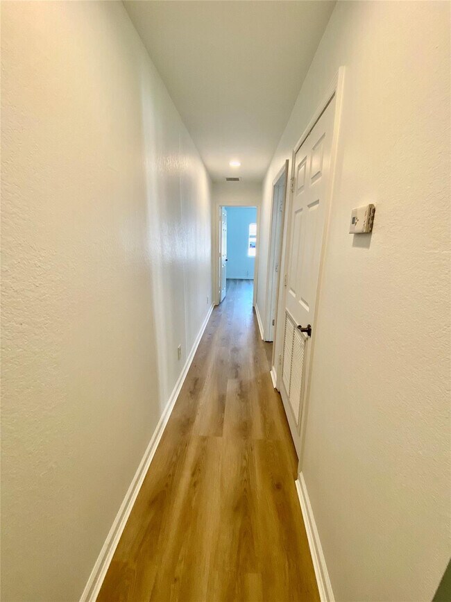 Building Photo - 8720 Cypress Walk Ct