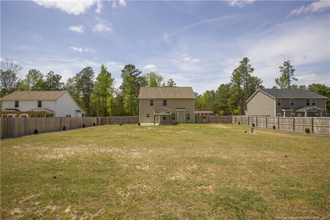 Building Photo - 849 Montrose Rd