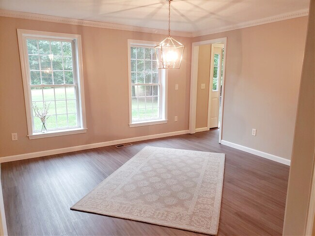 Building Photo - 13 Aldrich St