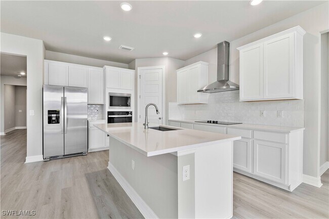 Building Photo - 16420 Seven Lks Ave