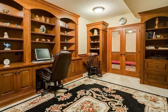 Building Photo - 6884 Ballantrae Pl