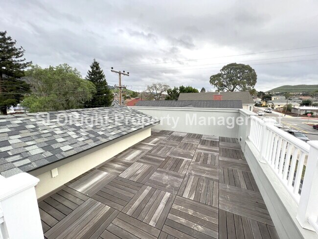 Building Photo - AVAILABLE SEPTEMBER - Downtown SLO Studio with Rooftop Deck