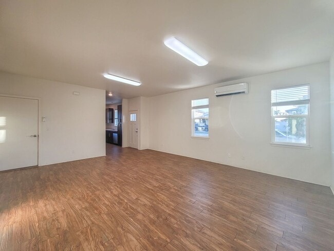 Building Photo - 4BR / 3Bath Home in Haakea at Hoopili!
