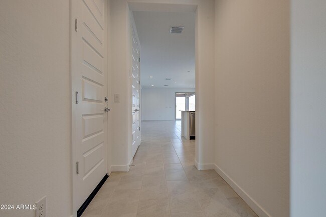 Building Photo - 17050 W Artemisa Ave