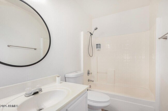 Building Photo - 11836 W Rosewood Dr