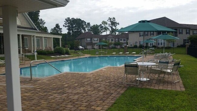 Building Photo - 2 bedroom/ 2 bathroom- Braemar Creek