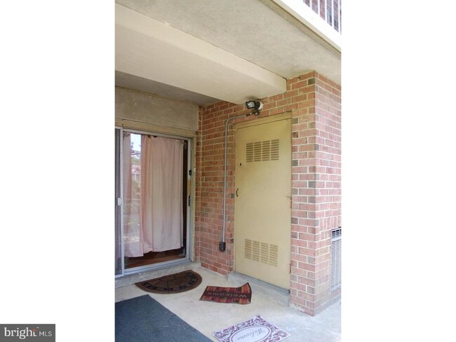 Building Photo - 171 Echelon Rd