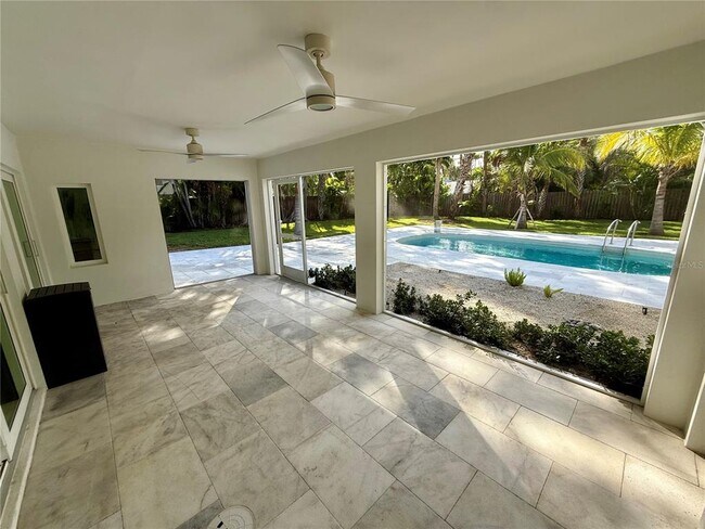 Building Photo - 1359 Harbor Dr