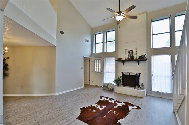 Building Photo - 8033 Vita Ct