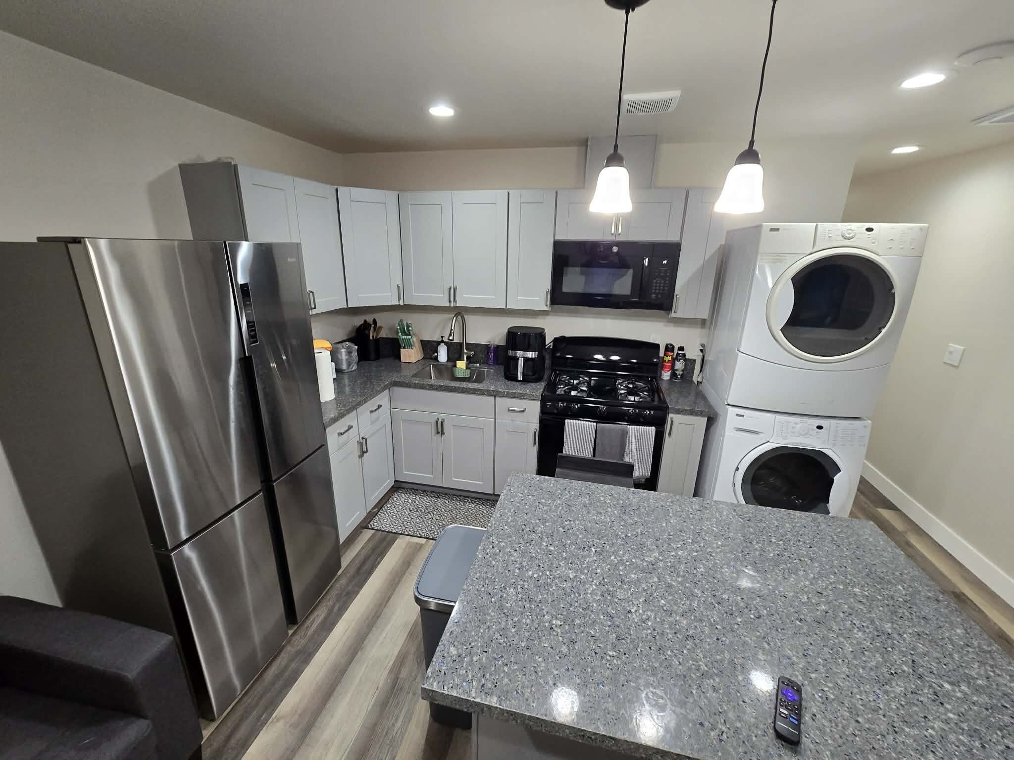 Building Photo - 4239 Montalvo St