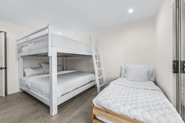 Building Photo - 72827 Bursera Way