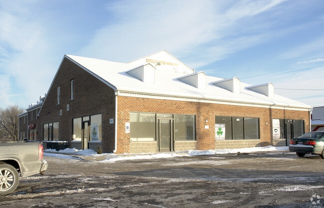 Building Photo - 1187 N Farnsworth Ave