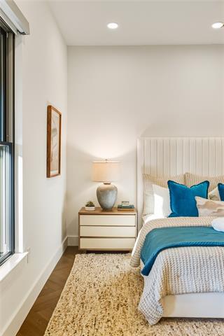 Building Photo - 1530 Meeting St