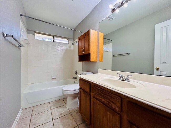 Building Photo - 12544 Wethersby Way