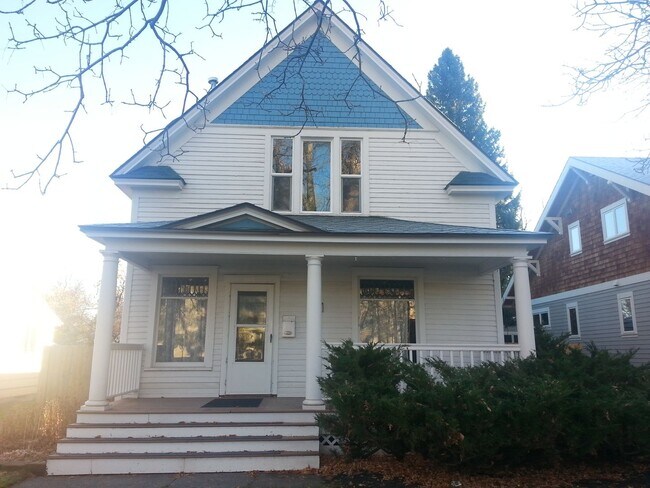 Primary Photo - 616 S 8th Ave