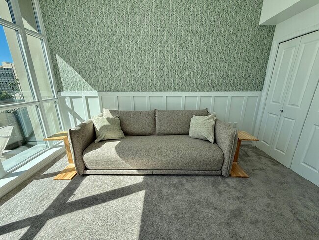 Building Photo - 1431 Pacific Hwy