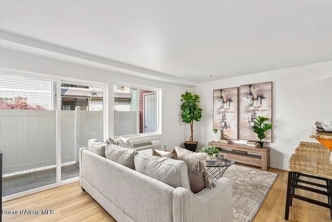 Building Photo - Beautiful 3 Bed / 2 Bath Lower-Level Condo – Promenade Condos, Post Falls