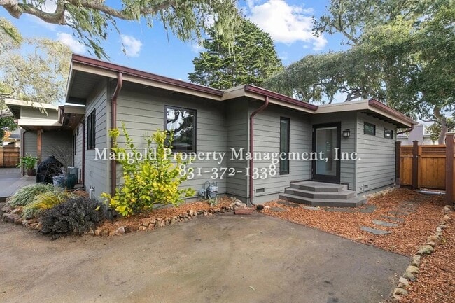 Building Photo - Stylish 2-Bed, 2-Bath Corner Lot Home with...