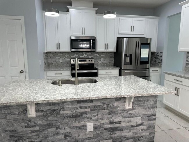 Building Photo - 11964 Founders St