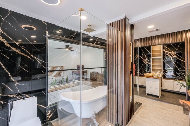 Building Photo - 7810 Nairn St