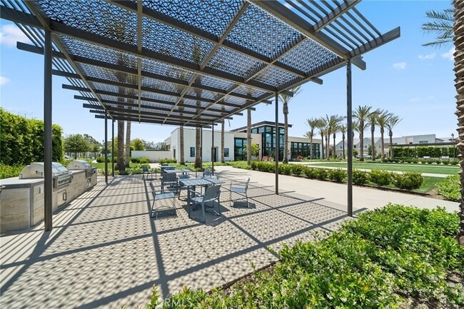 Building Photo - 151 Paddlewheel