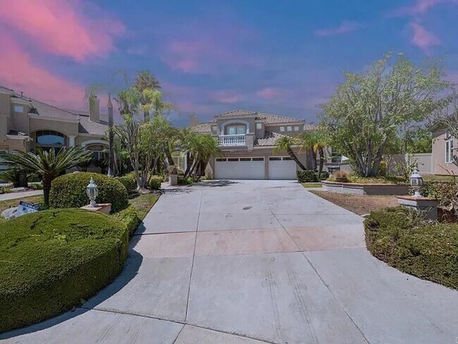 Building Photo - Beautiful Home in Murietta