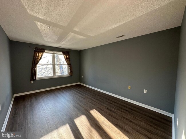 Building Photo - 12907 Churchill Ridge Cir