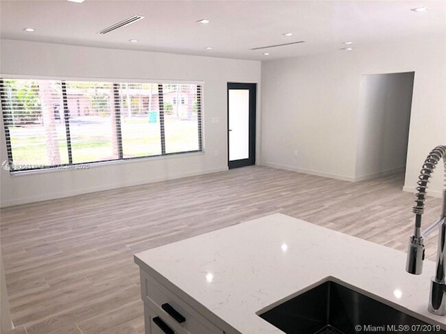 Building Photo - 7340 SW 105th Terrace