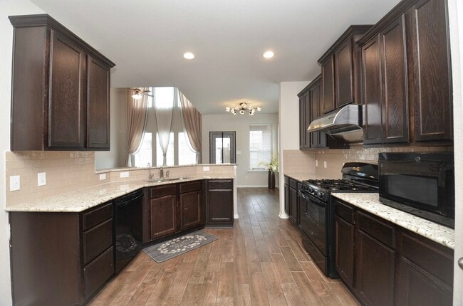 Building Photo - 18219 Gardens End Ln